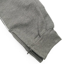 Load image into Gallery viewer, Men's Staple Piped Pigeon Logo Sweatpants - Heather Gray