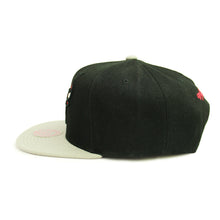 Load image into Gallery viewer, Buy Chicago Bulls NBA 2 Tone Classic Snapback Cap Black and Gray By Mitchell and Ness - Swaggerlikeme.com / Grand General Store
