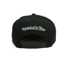 Load image into Gallery viewer, Buy NBA Brooklyn Nets Tapestry Snapback Hat Black By Mitchell and Ness - Swaggerlikeme.com / Grand General Store