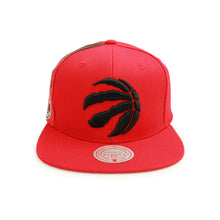 Load image into Gallery viewer, Buy NBA Toronto Raptors Tapestry Snapback Hat Red By Mitchell and Ness - Swaggerlikeme.com / Grand General Store