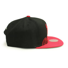 Load image into Gallery viewer, NBA Chicago Bulls Low Big Face HWC Snapback Hat Black and Red By Mitchell & Ness - Swaggerlikeme.com / Grand General Store