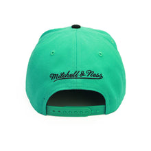 Load image into Gallery viewer, Buy NBA Vancouver Grizzlies Team 2 Tone 2.0 Snapback HWC Teal and Black by Mitchell and Ness - Swaggerlikeme.com / Grand General Store
