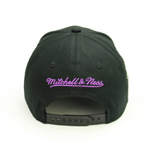 Load image into Gallery viewer, Buy NBA Toronto Raptors Vince Carter Highlight Reel Snapback Black By Mitchell and Ness - Swaggerlikeme.com / Grand General Store