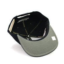 Load image into Gallery viewer, Buy Men's Mitchell & Ness NBA Toronto Raptors Team Ground 2.0 Snapback Hat Black