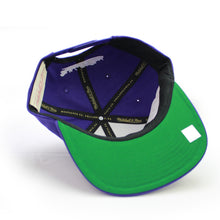 Load image into Gallery viewer, Buy Men’s Mitchell & Ness NBA Toronto Raptors Champ Stack Snapback Hat – Purple