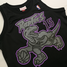 Load image into Gallery viewer, Buy Men's Mitchell & Ness Vince Carter Toronto Raptors Hardwood Classics Black Dynamic Swingman Jersey - Swaggerlikeme.com