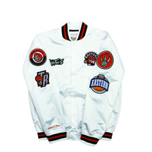 Load image into Gallery viewer, Buy Men's Toronto Raptors City Collection Lightweight Satin Jacket - White - Grand General Store - Swaggerlikeme.com