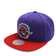 Load image into Gallery viewer, Buy Men's Toronto Raptors Mitchell & Ness NBA Team Two-Tone 2.0 Snapback Purple-Red - Swaggerlikeme.com