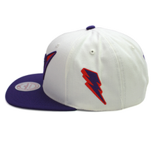 Load image into Gallery viewer, Buy Men's Mitchell & Ness NBA Toronto Raptors Fast Times Snapback Hat White - Swaggerlikeme.com