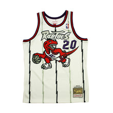 Load image into Gallery viewer, Buy Mitchell & Ness Damon Stoudamire Toronto Raptors Hardwood Classics 1995 Swingman Jersey - White - Swaggerlikeme.com / Grand General Store