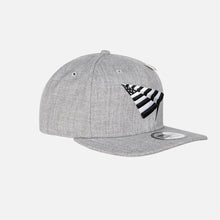 Load image into Gallery viewer, Buy Men's New Era X Paper Planes Grey Boy Old School Crown Snapback in Heather Grey