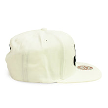 Load image into Gallery viewer, Buy NBA Toronto Raptors Black Dino Chrome Weld Snapback Hat White By Mitchell and Ness - Swaggerlikeme.com / Grand General Store