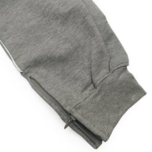 Load image into Gallery viewer, Men&#39;s Staple Piped Pigeon Logo Sweatpants - Heather Gray
