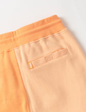 Load image into Gallery viewer, Men&#39;s Staple Two Tone Sweatshorts - Peach
