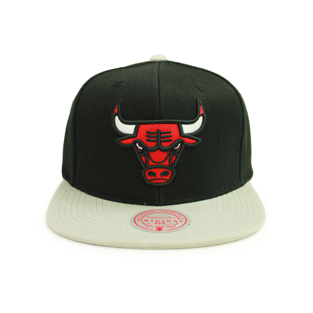 Buy Chicago Bulls NBA 2 Tone Classic Snapback Cap Black and Gray By Mitchell and Ness - Swaggerlikeme.com / Grand General Store