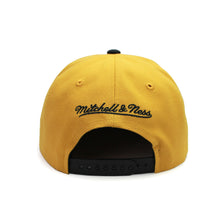 Load image into Gallery viewer, Buy Men&#39;s NBA Toronto Raptors Mitchell &amp; Ness Gym Stallion Snapback Hat - Mustard
