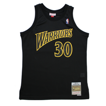 Load image into Gallery viewer, Buy Men&#39;s Mitchell &amp; Ness Stephen Curry Golden State Warriors Hardwood Classics Black Dynamic Swingman Jersey - Swaggerlikeme.com
