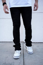 Load image into Gallery viewer, Buy Men&#39;s REELISTIK NYC Hudson Stacked Zipper Bottom Premium Denim Jeans in Jet Black
